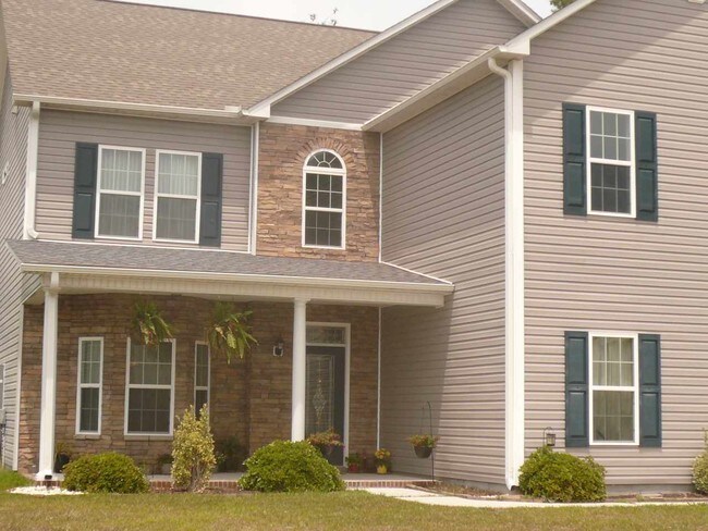 Foto del edificio - 109 Sunny Point Dr