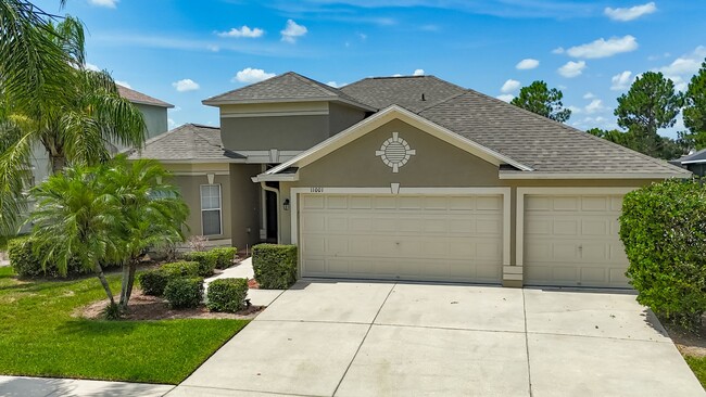 Large 4/2/3 Home renting $2800. month. - Large 4/2/3 Home renting $2800. month.