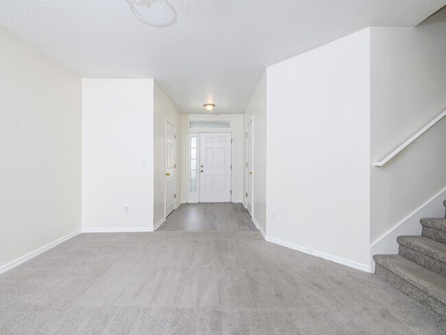 Foto del edificio - Riverview Townhome