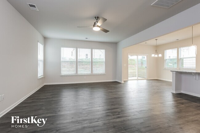 Building Photo - 101 Wild Lily Drive