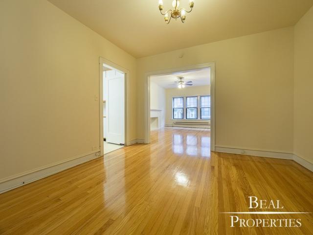 Building Photo - 1 bedroom in EVANSTON IL 60202