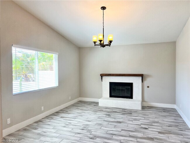 Building Photo - 6822 Mataro Dr