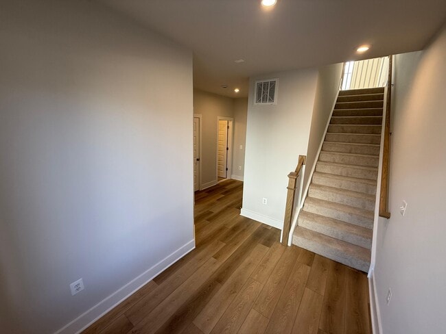 Foto del edificio - 4005 Munson Woods Walk