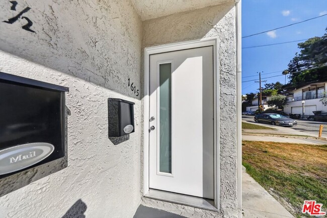 Building Photo - 1615 S Adams St