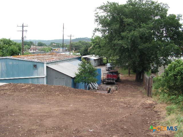Building Photo - 1910 FM2673