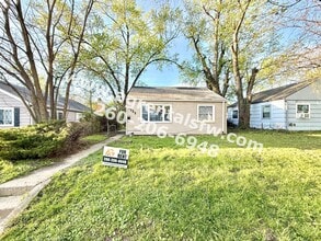 Building Photo - 1322 Fay Dr