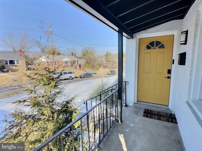 Foto del edificio - 2913 Fairlawn St