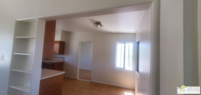 Building Photo - 66781 Vista Pl