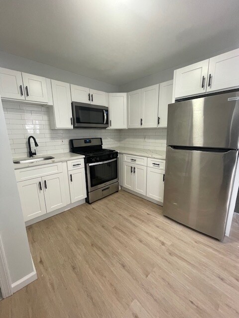 Foto principal - 575 John F. Kennedy Blvd