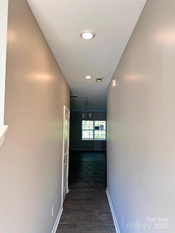 Foto del edificio - 6029 Guildford Hill Ln