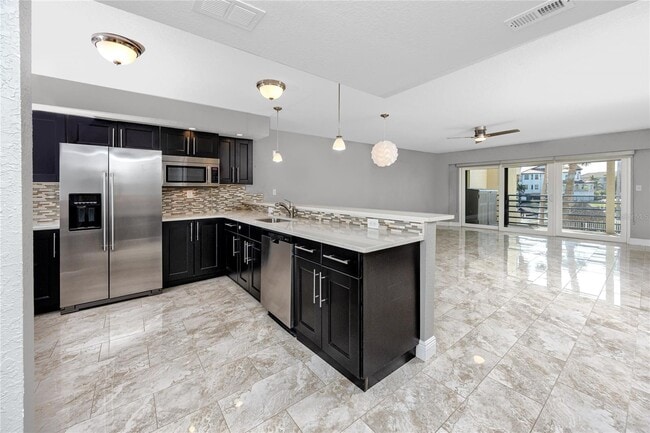 Building Photo - 363 Pinellas Bayway S