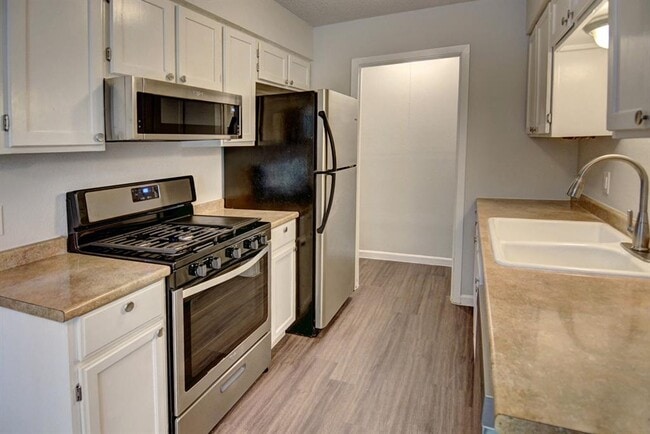 Foto del edificio - 410 Vista W Ct