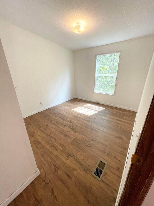 Building Photo - 2676 SC-34