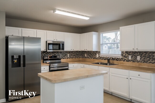 Building Photo - 1240 Loquat Ct