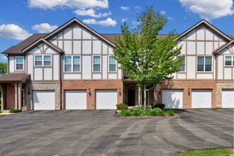 Building Photo - 210 Rosehall Dr
