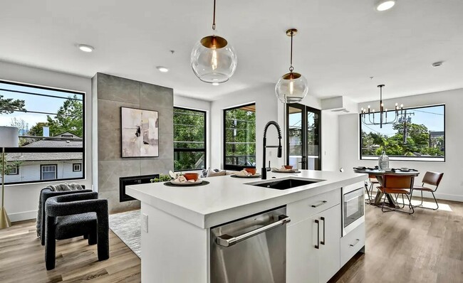 Building Photo - 1620 W Bannock St