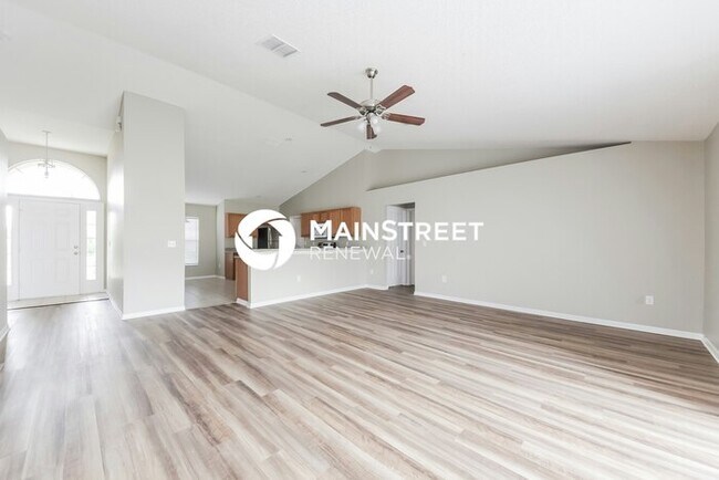 Foto del edificio - 4 Bedroom Pet-Friendly Home in Kissimmee, FL with Main Street Renewal