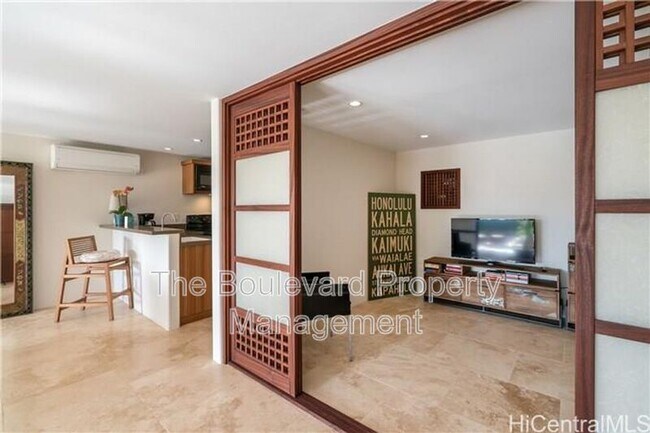 Building Photo - 4316 Aukai Ave