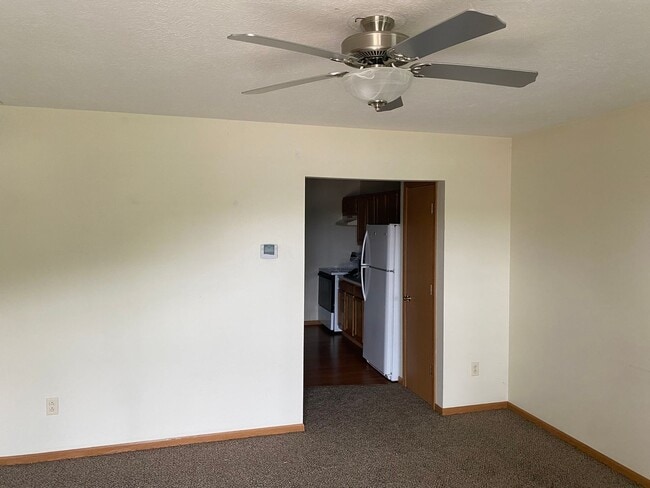 Building Photo - New Phila Duplex