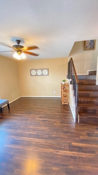 Building Photo - 1831 Sherwood Forest St