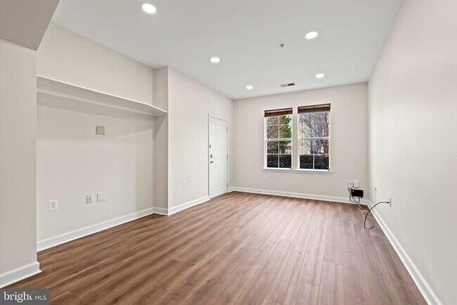 Foto del edificio - 22769 Fountain Grove Square