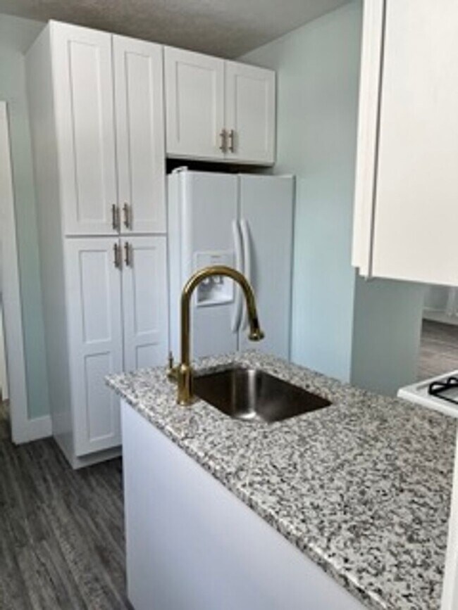 Foto del edificio - 3159-3161 Scranton Road