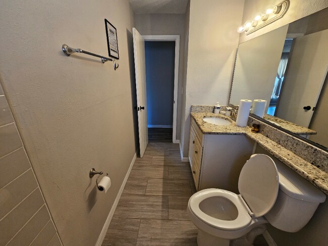 Foto del edificio - 7567 Wendell Dr