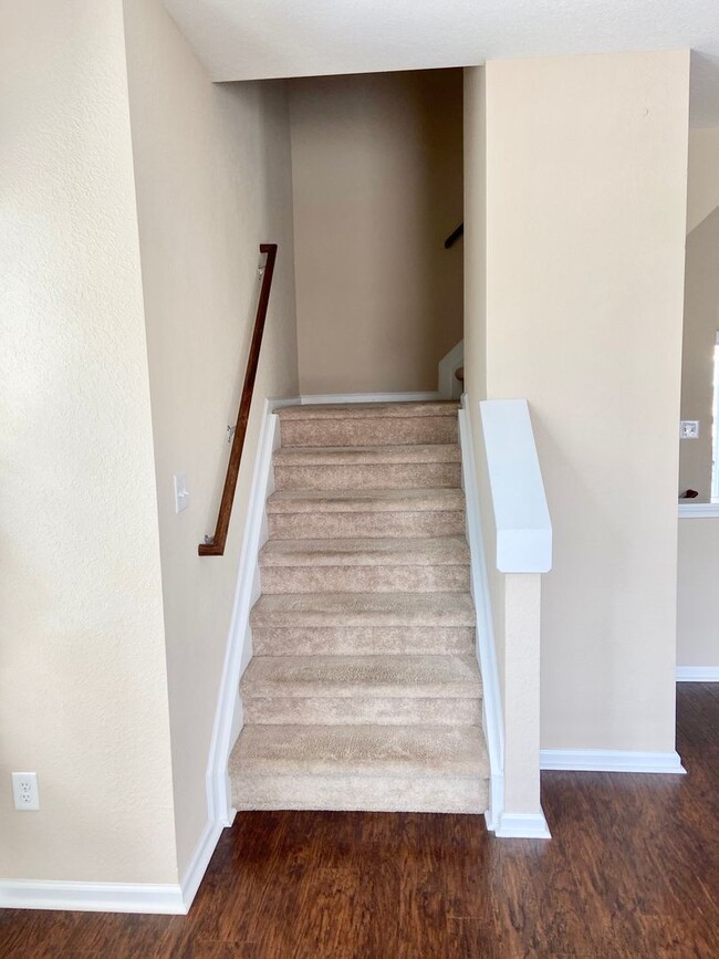 Foto del edificio - 4BD/3.5BA Gorgeous End Unit Townhouse with...