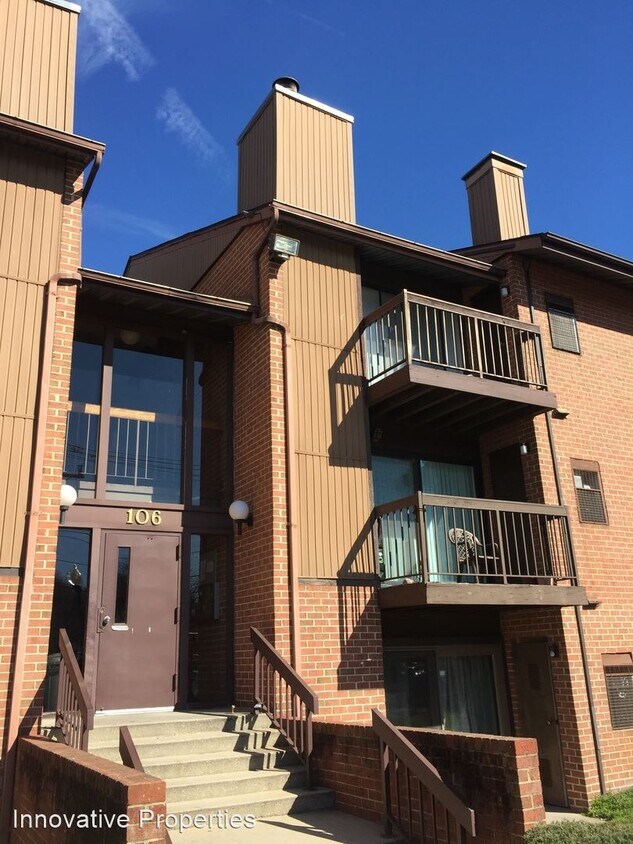 Primary Photo - 2 br, 1 bath House - 106 Mountain Road #3C