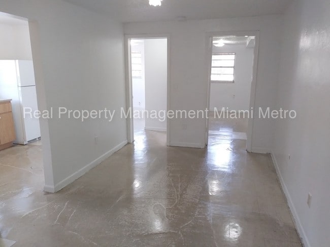 Building Photo - 119 NW 29th St
