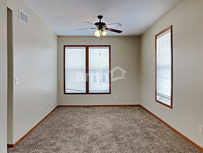 Foto del edificio - 6715 Legacy Pointe Ct