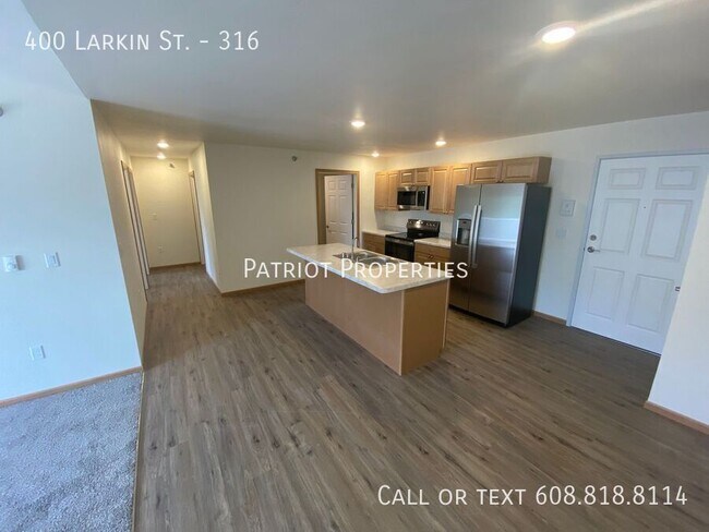 Foto del edificio - 400 Larkin St