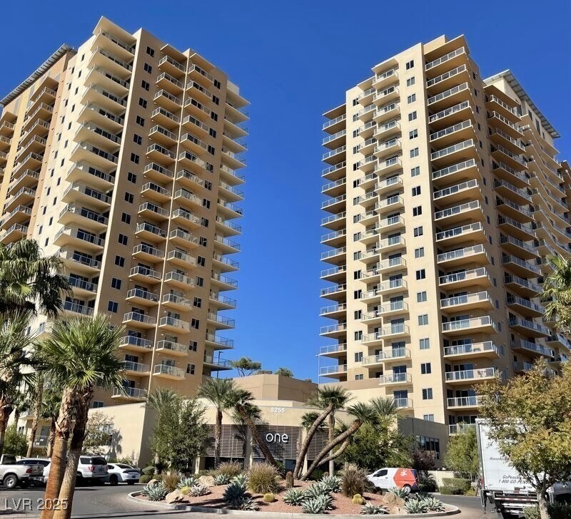 Foto principal - 8255 S Las Vegas Blvd