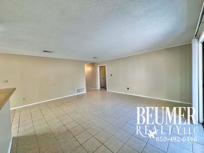 Building Photo - Charming 3 bedroom 2 bath Home for Rent