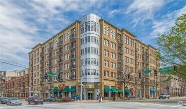 Building Photo - 201 W Ponce de Leon Ave