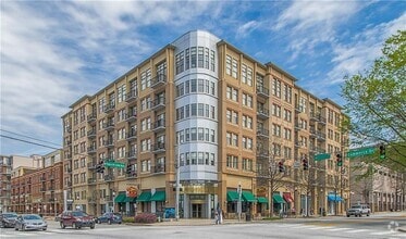 Building Photo - 201 W Ponce de Leon Ave