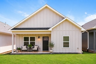 Building Photo - 16316 Lamarche Dr