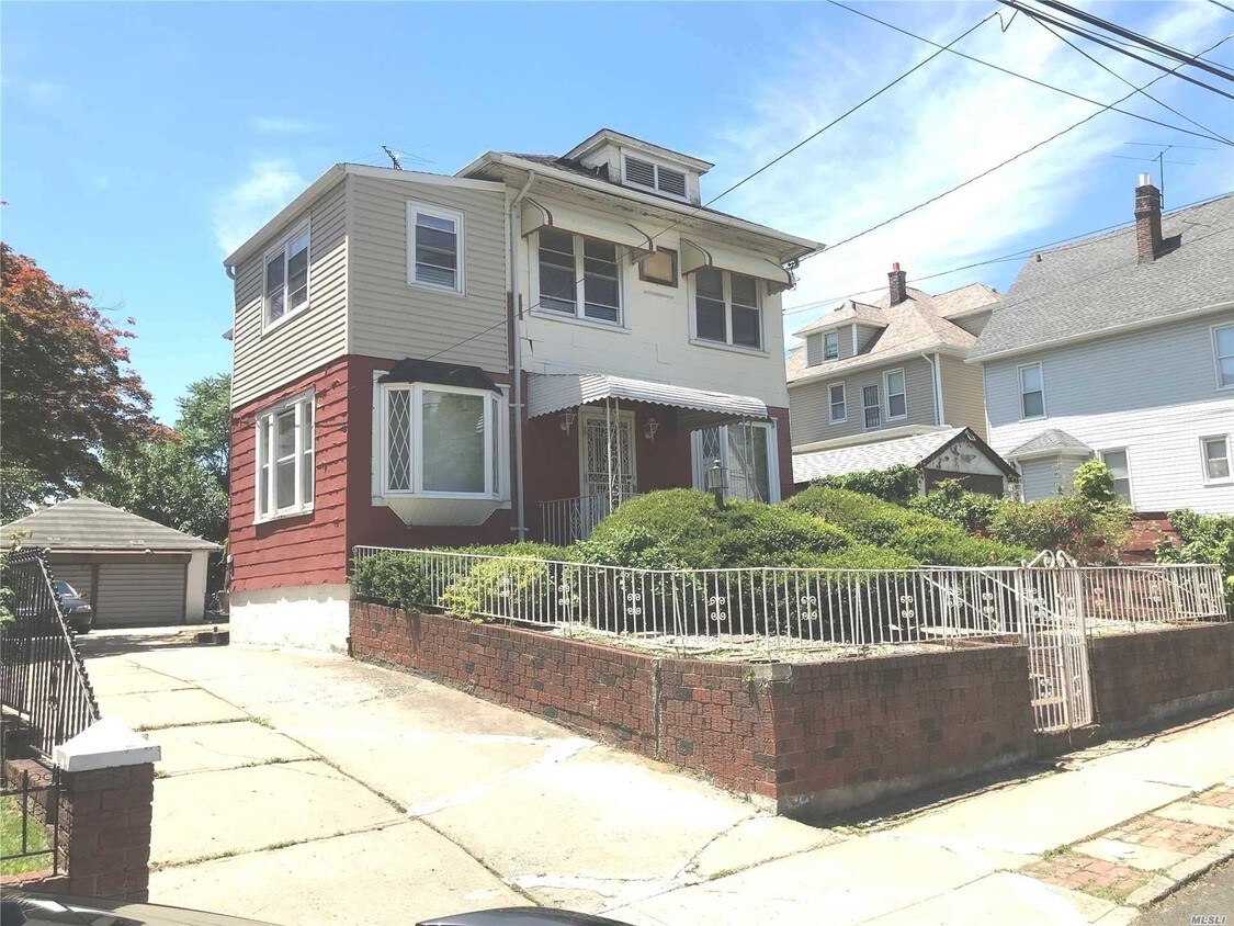 Primary Photo - 8601 23rd Ave