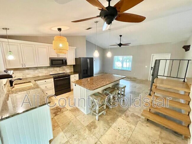 Foto del edificio - 13349 Buckett Cir