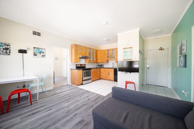 Building Photo - Cozy 2 bedroom 2 bathroom condo available!