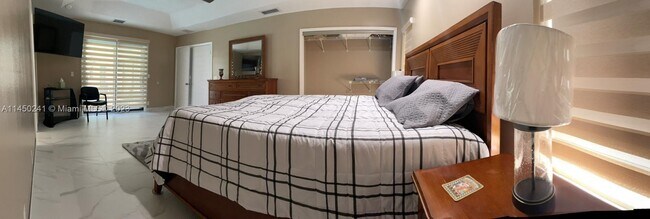 Foto del edificio - 10888 NW 7th St