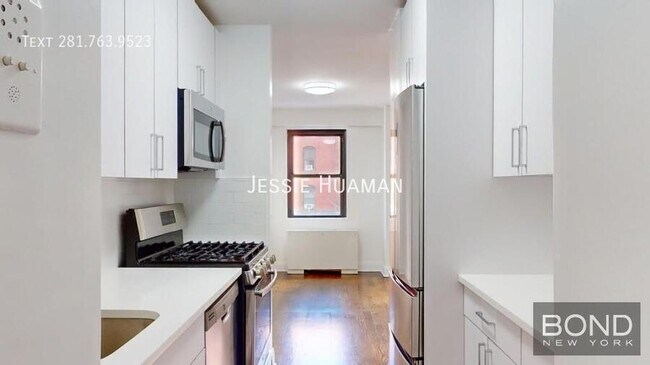 Foto del edificio - 401 E 88th St