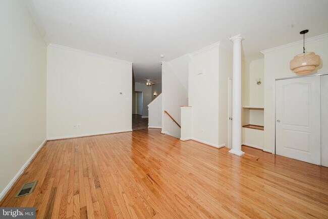 Foto del edificio - 714 Kirkcaldy Wy