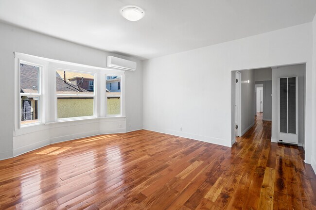 Sala de estar - 207 E Avenue 31