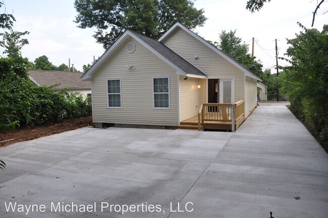 Foto del edificio - 4 br, 2 bath House - 721 Golfview Drive