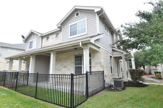 Foto del edificio - 1900 Scofield Ridge Pkwy