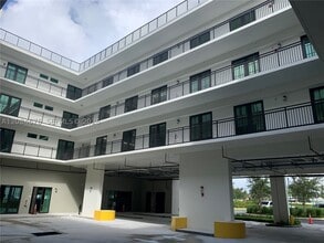 Building Photo - 4100 SW 64th Ave