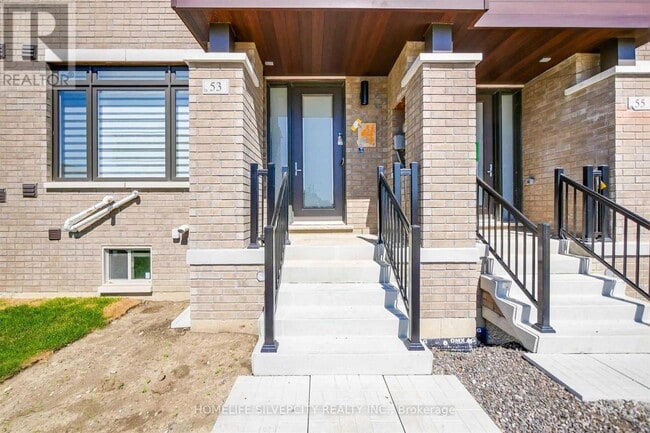 Building Photo - 53 Ravenbury St