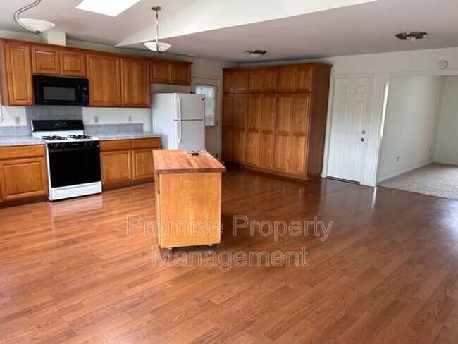 Foto del edificio - 13543 Mountainside Dr