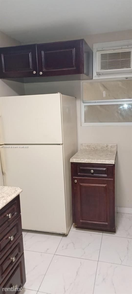 Foto del edificio - 4 br, 2 bath House - 1340 Peri St # A